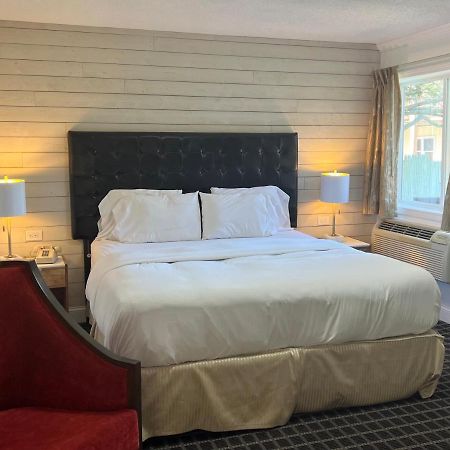 Rocky River Inn New Milford Esterno foto