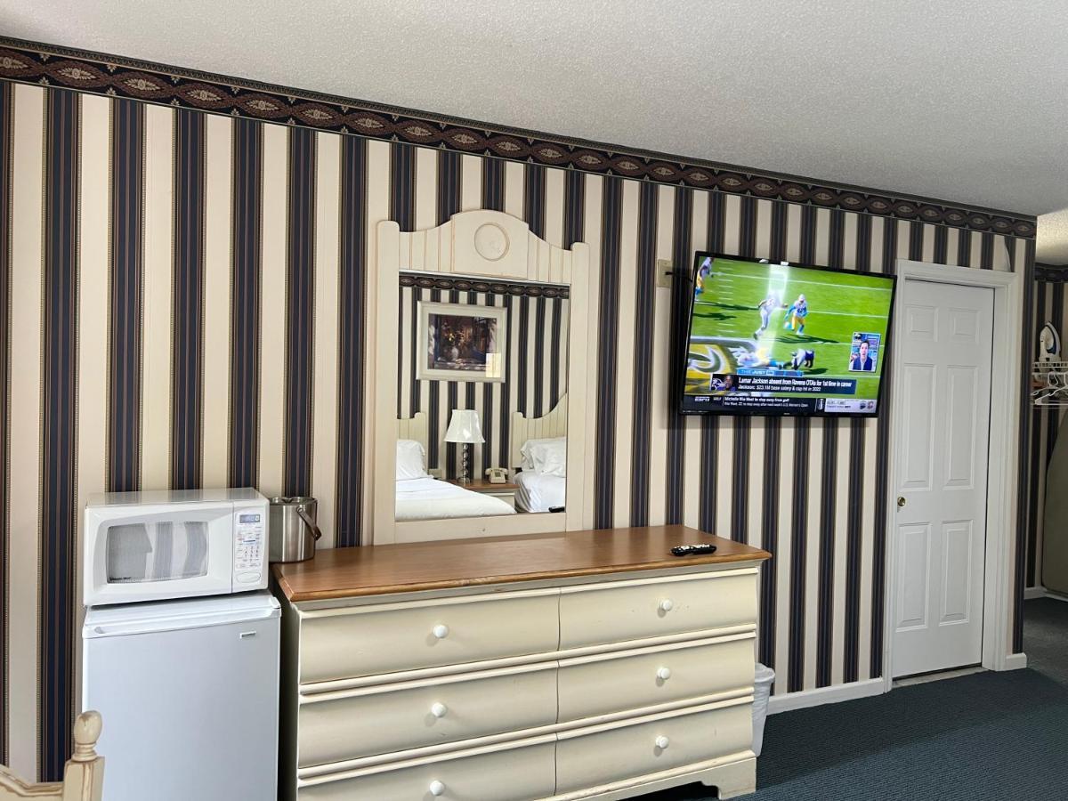 Rocky River Inn New Milford Esterno foto