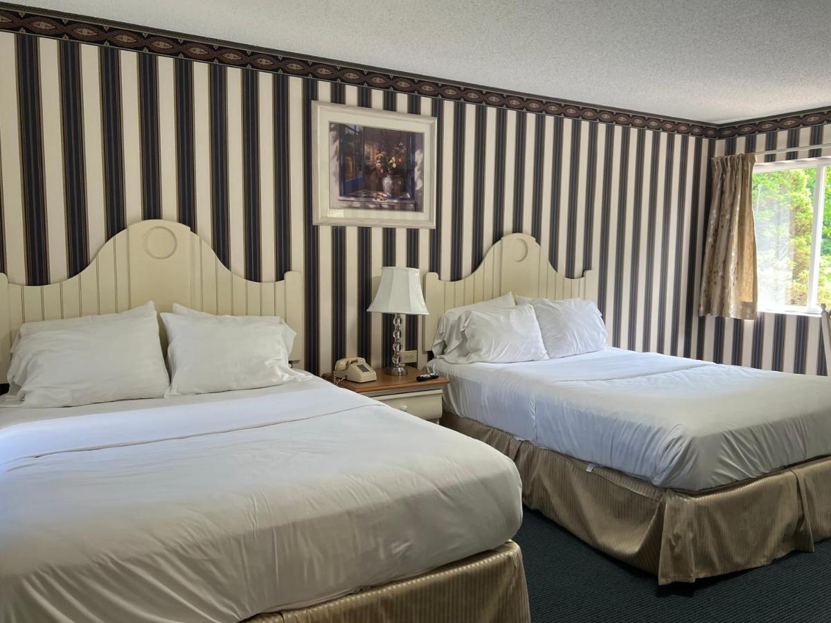 Rocky River Inn New Milford Esterno foto
